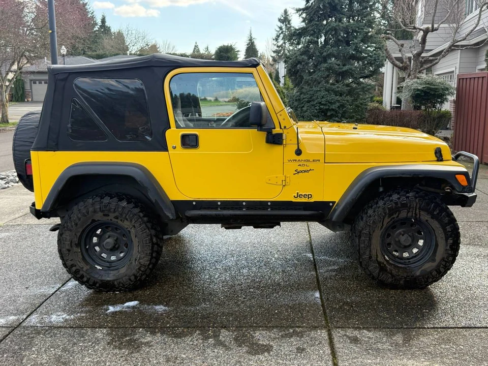 2001 Jeep TJ Wrangler - Image 2 of 12