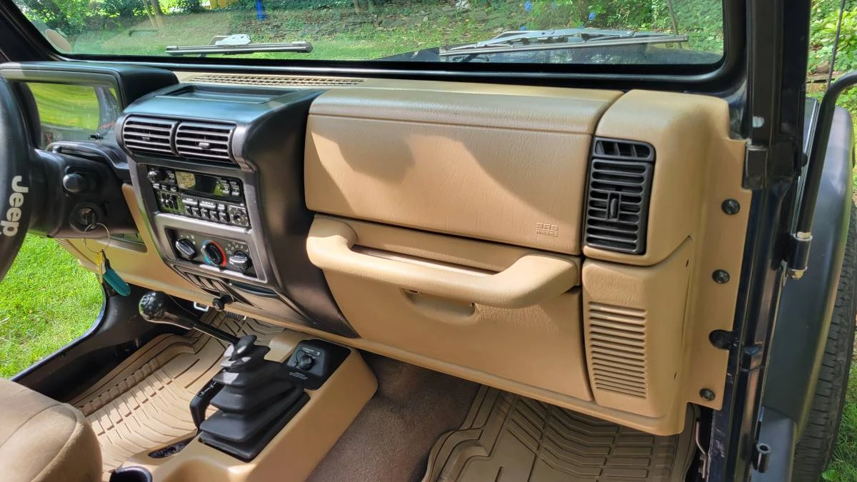 2001 Jeep TJ Wrangler - Image 9 of 24