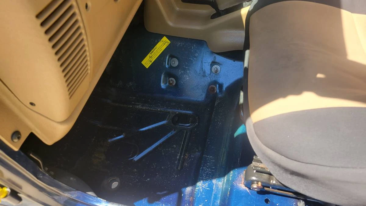 2001 Jeep TJ Wrangler - Image 18 of 24