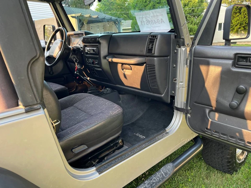 2001 Jeep TJ Wrangler - Image 5 of 17