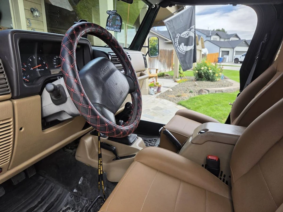 2001 Jeep TJ Wrangler - Image 10 of 13