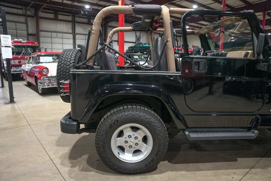 2001 Jeep TJ Wrangler - Image 9 of 21