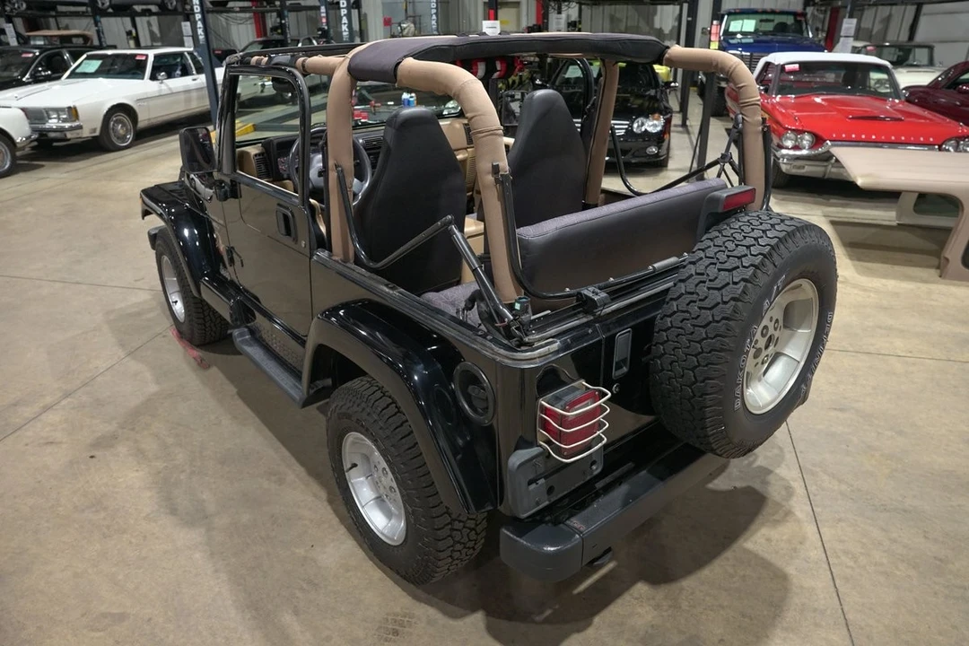2001 Jeep TJ Wrangler - Image 16 of 21