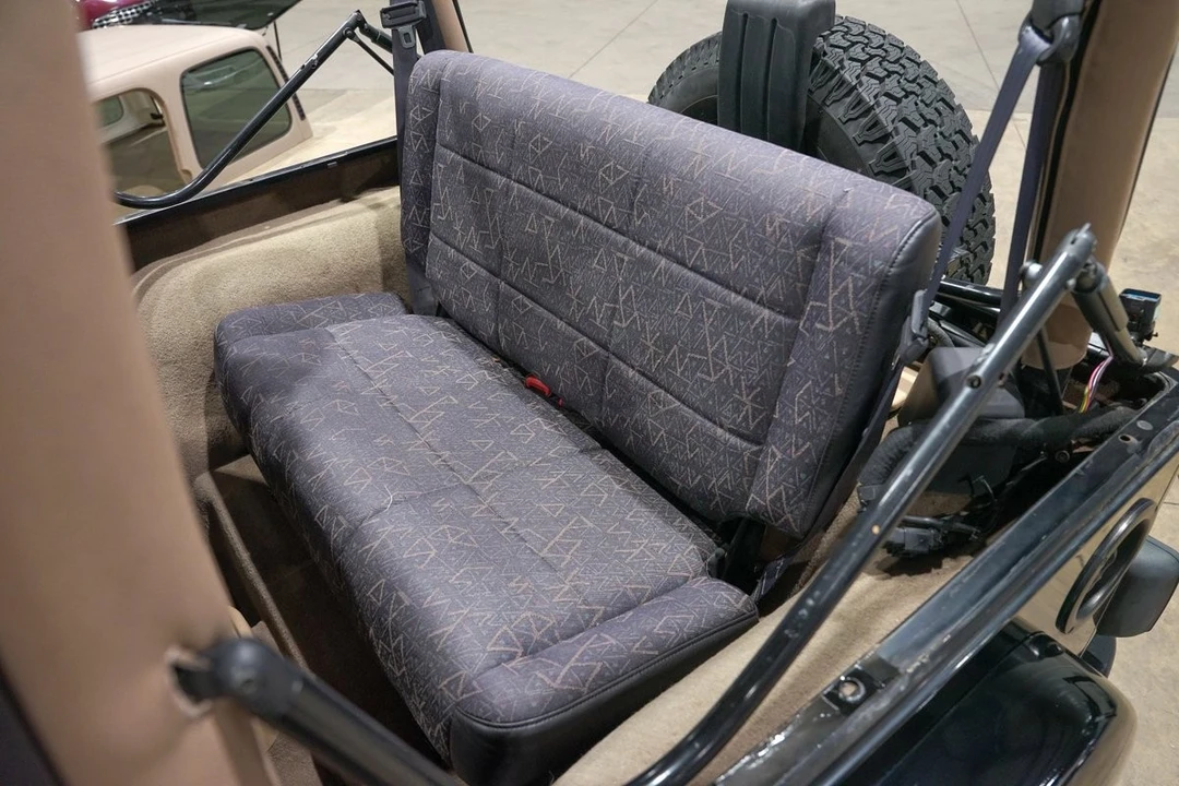 2001 Jeep TJ Wrangler - Image 20 of 21