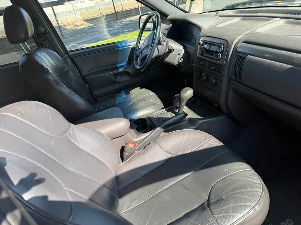 2001 Jeep WJ Grand Cherokee - Image 2 of 4