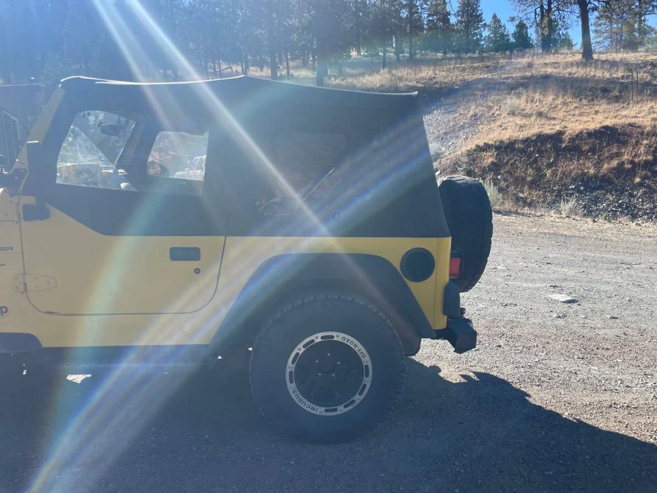 2001 Jeep TJ Wrangler - Image 3 of 7