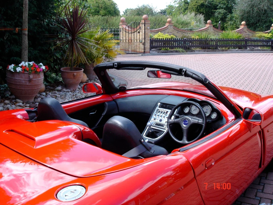 2001 Jensen - Image 2 of 7