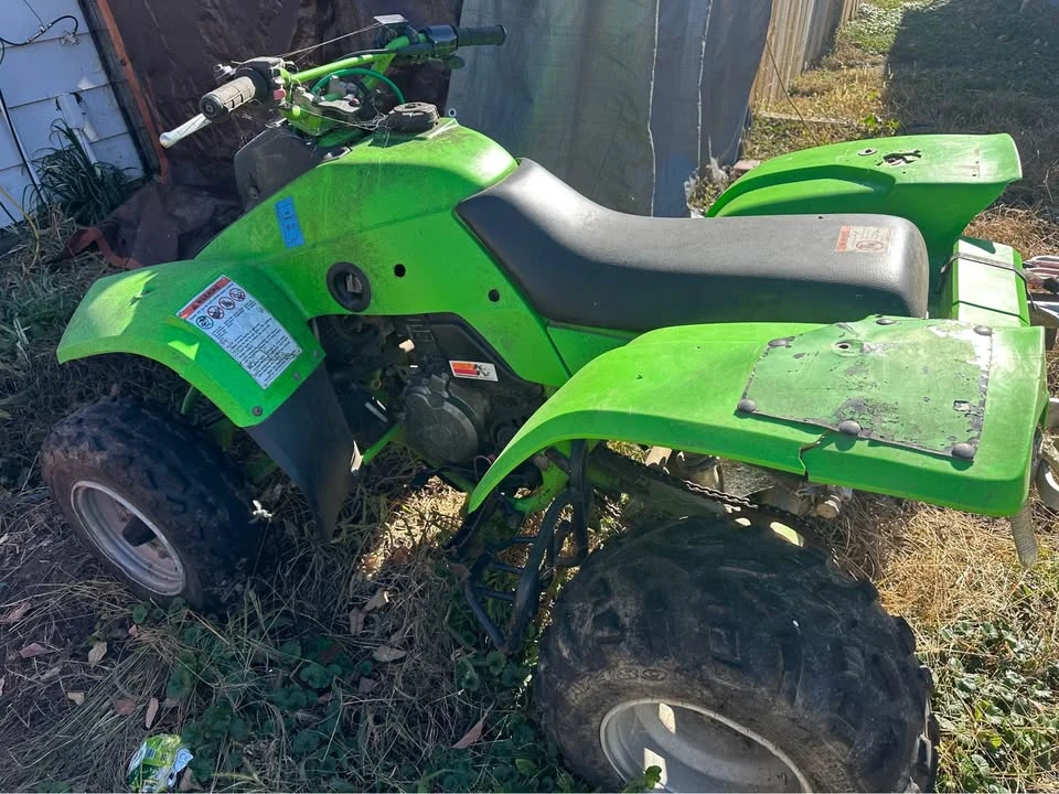 2001 Kawasaki - Image 2 of 2