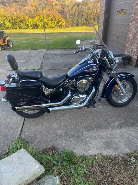 2001 Kawasaki - Image 2 of 3