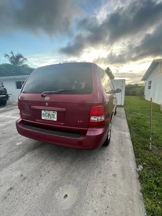 2001 Kia Carnival - Image 4 of 5