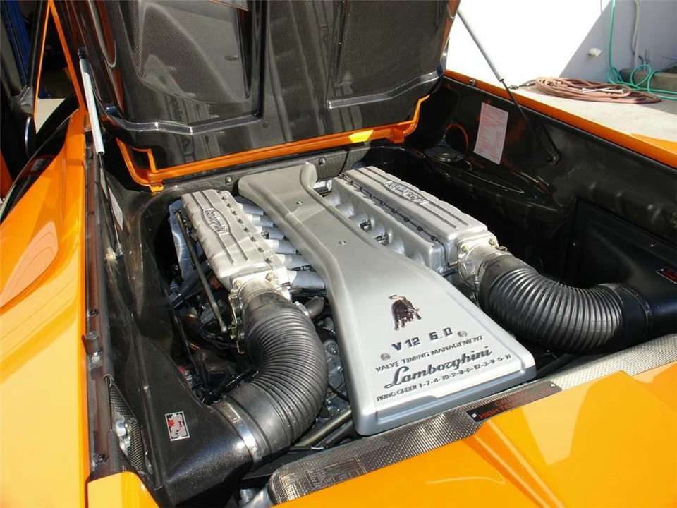 2001 Lamborghini Diablo GT - Image 4 of 8