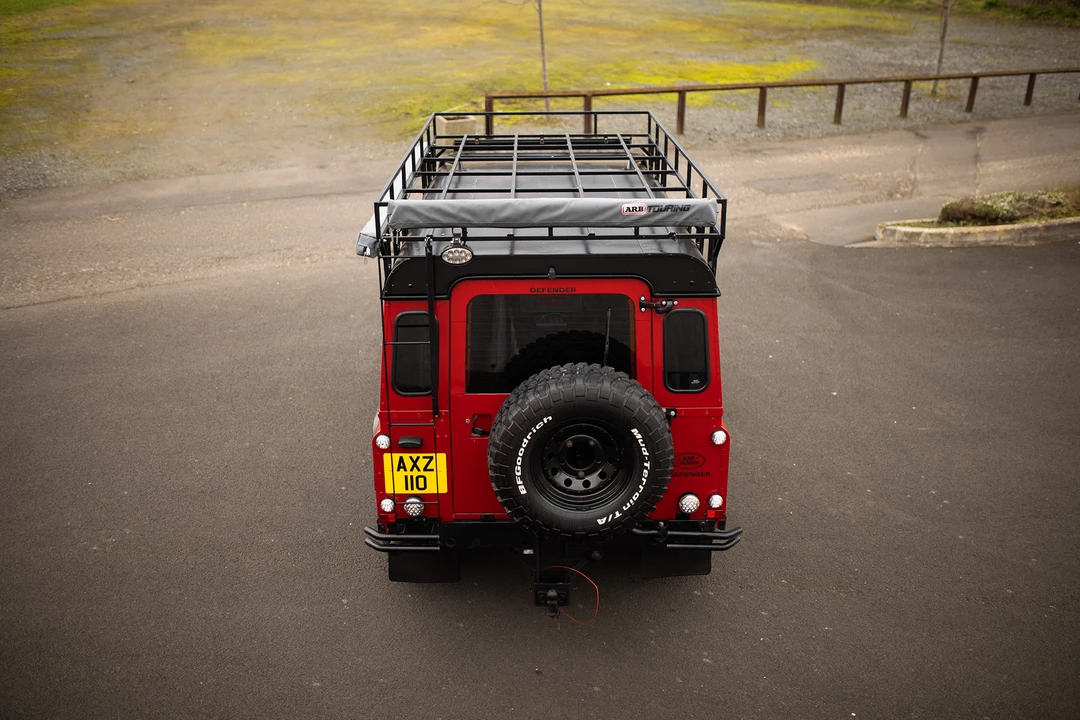 2001 Land Rover Defender 110 - Image 24 of 31