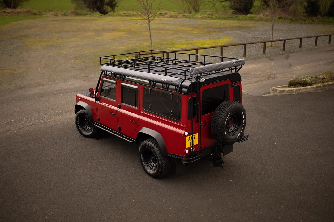 2001 Land Rover Defender 110 - Image 25 of 31