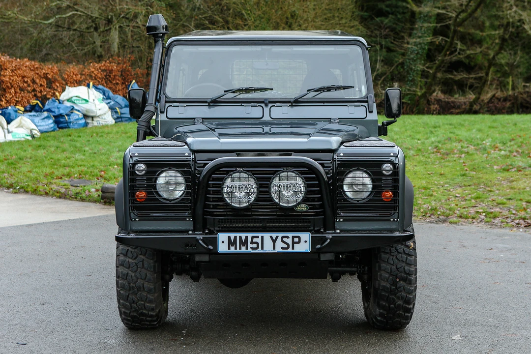 2001 Land Rover Defender 90 - Image 3 of 31