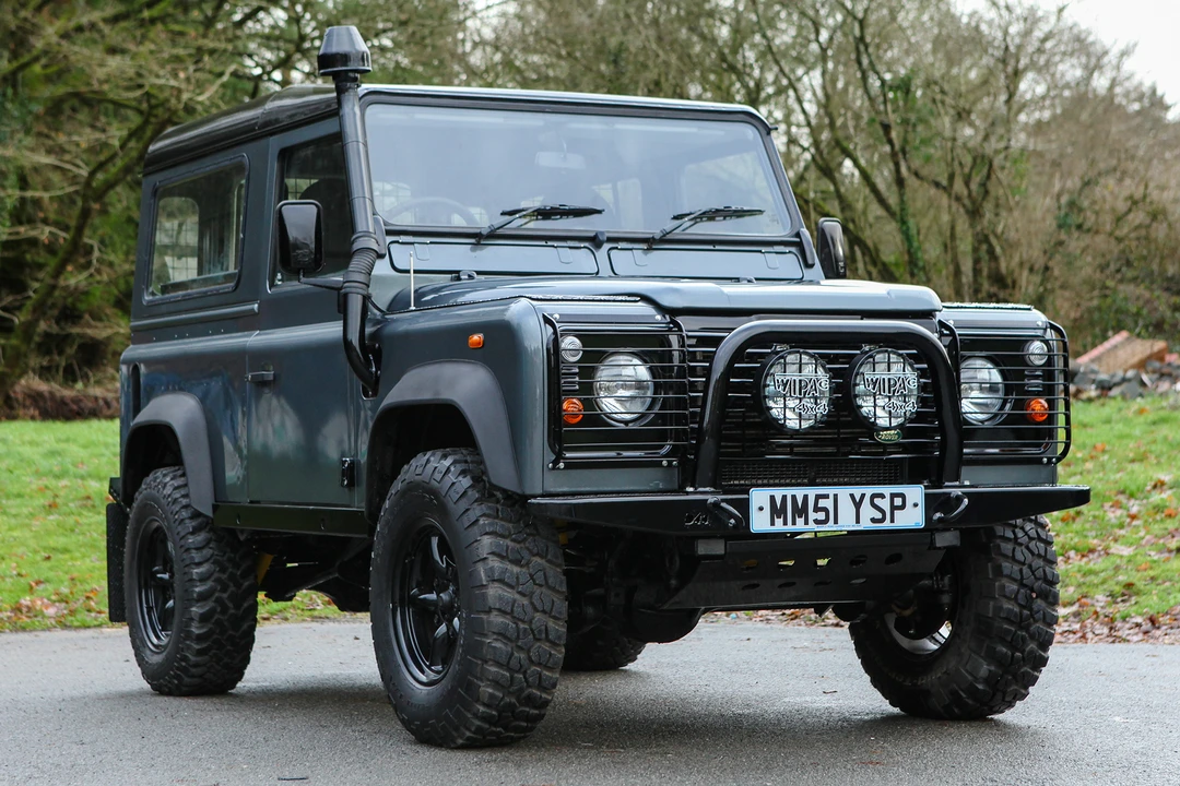 2001 Land Rover Defender 90 - Image 11 of 31