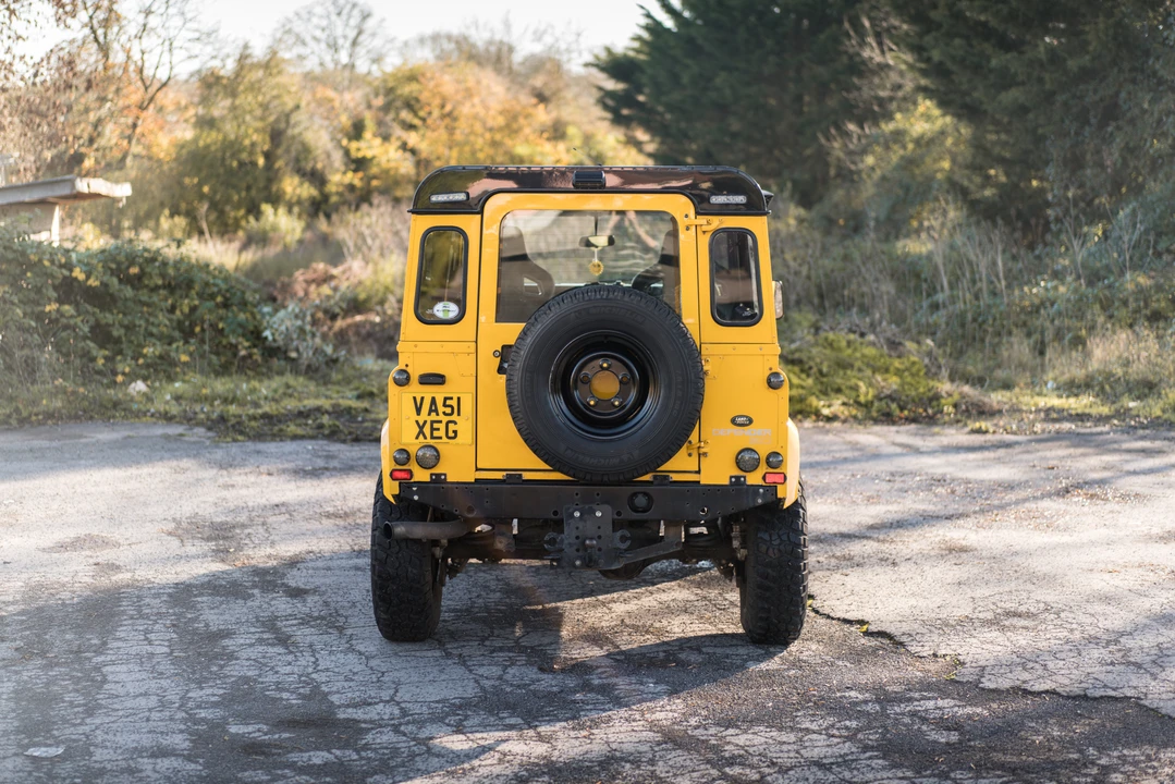2001 Land Rover Defender 90 - Image 23 of 31