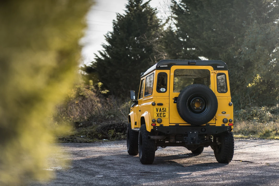2001 Land Rover Defender 90 - Image 24 of 31