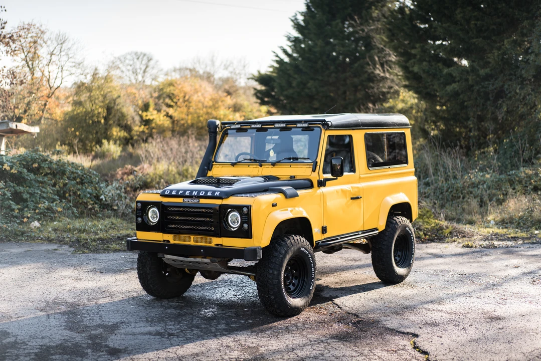 2001 Land Rover Defender 90 - Image 4 of 31