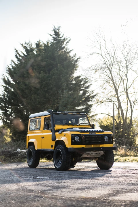 2001 Land Rover Defender 90 - Image 9 of 31