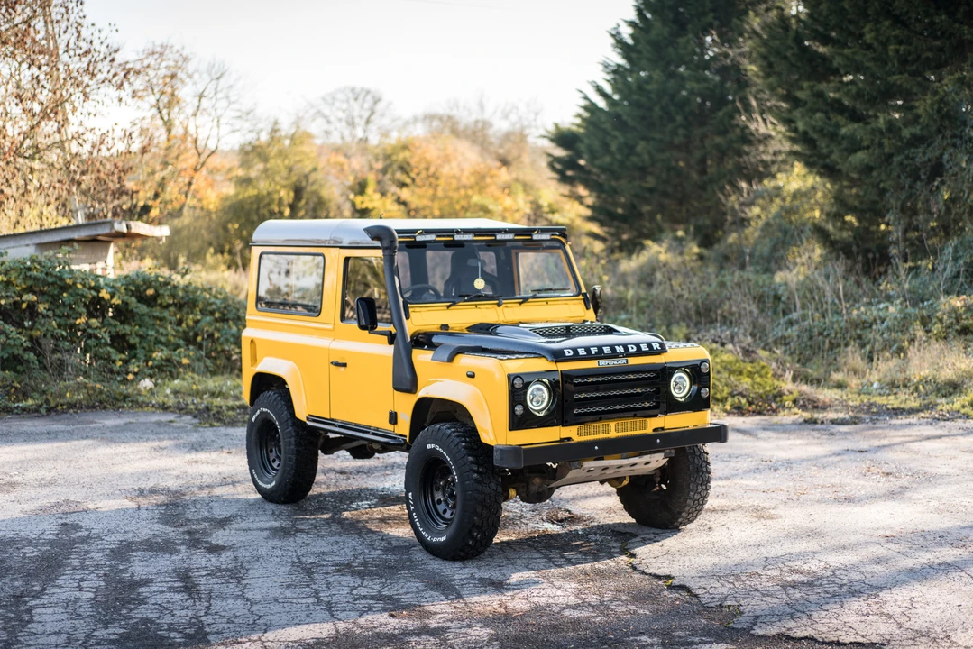 2001 Land Rover Defender 90 - Image 12 of 31