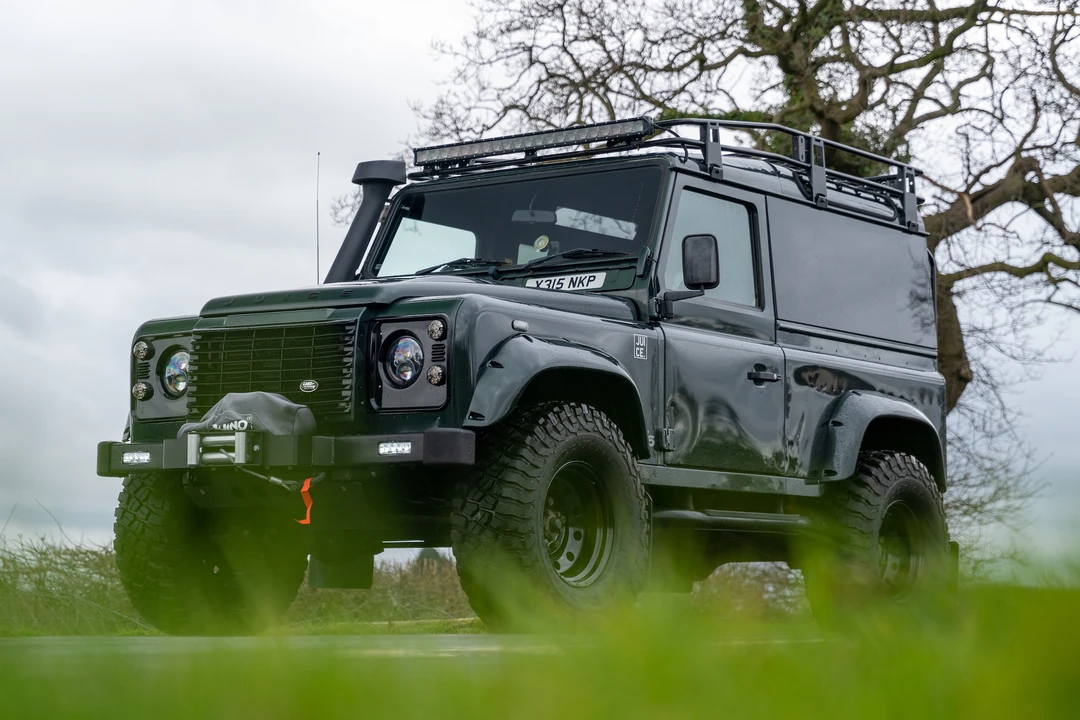 2001 Land Rover Defender 90 - Image 11 of 31