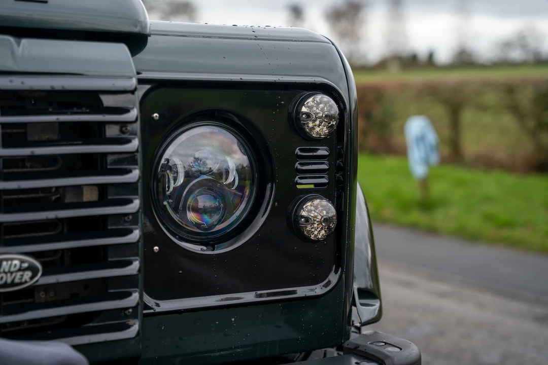 2001 Land Rover Defender 90 - Image 25 of 31