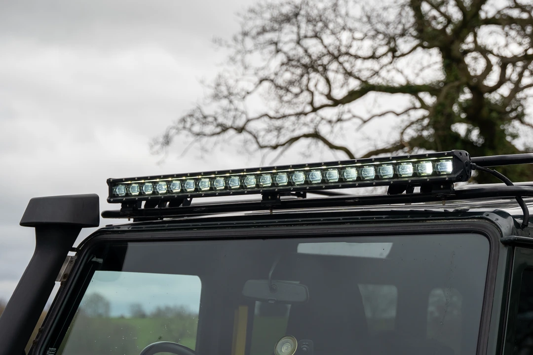 2001 Land Rover Defender 90 - Image 28 of 31