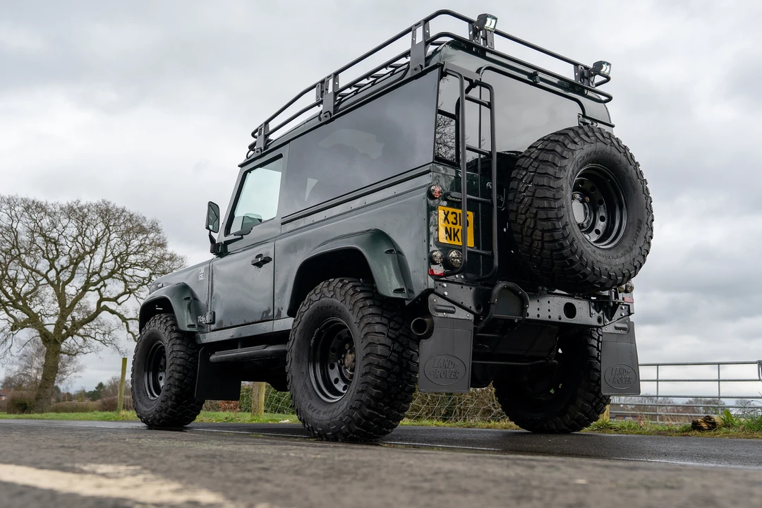 2001 Land Rover Defender 90 - Image 6 of 31