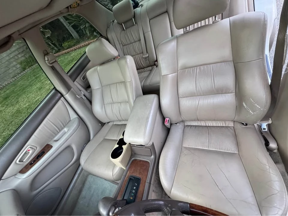 2001 Lexus ES 2nd Gen - Image 5 of 8