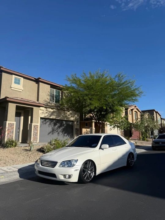 2001 Lexus IS 1st Gen - Image 3 of 6