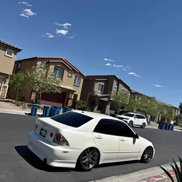 2001 Lexus IS300