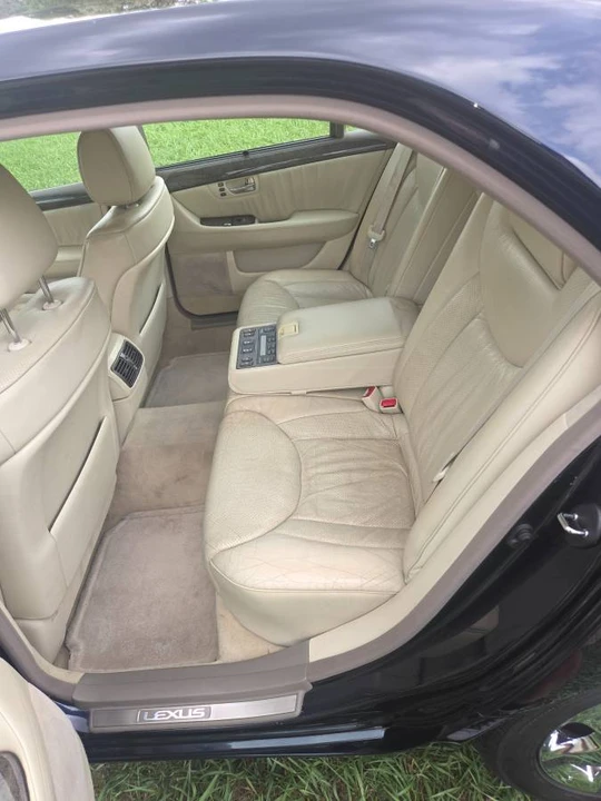 2001 Lexus LS 3rd Gen - Image 22 of 24