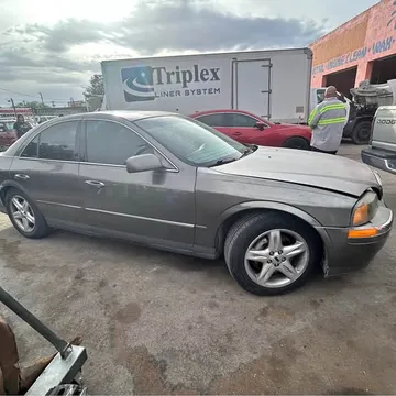 2001 Lincoln LS