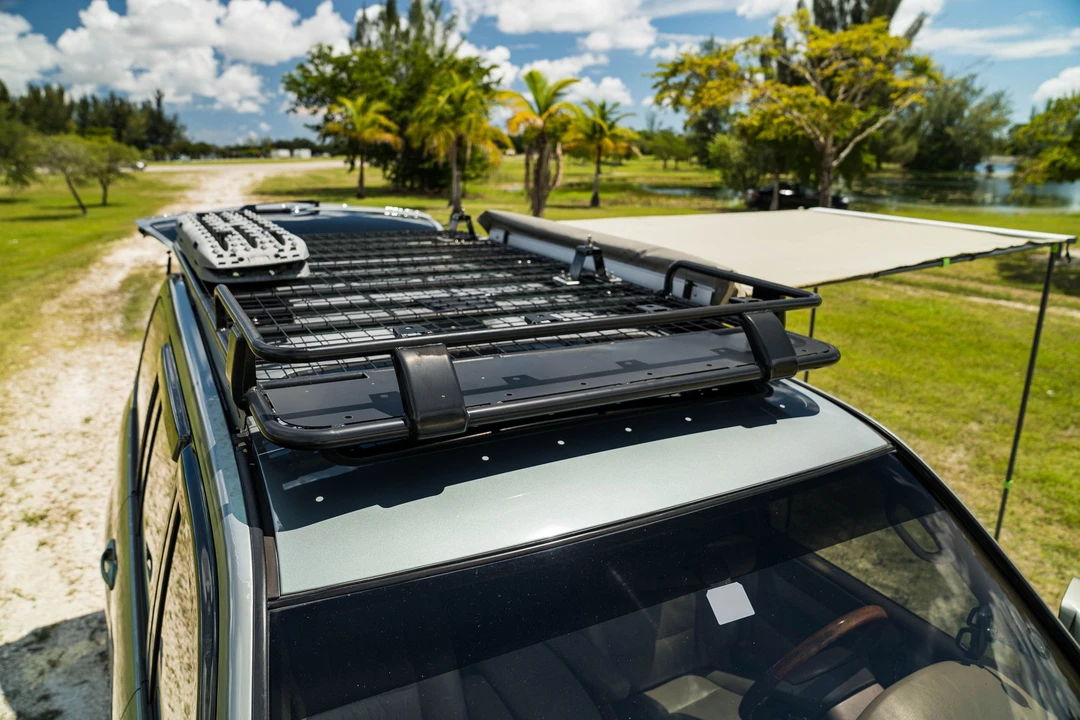 2001 Lexus LX 2nd Gen - Image 21 of 24