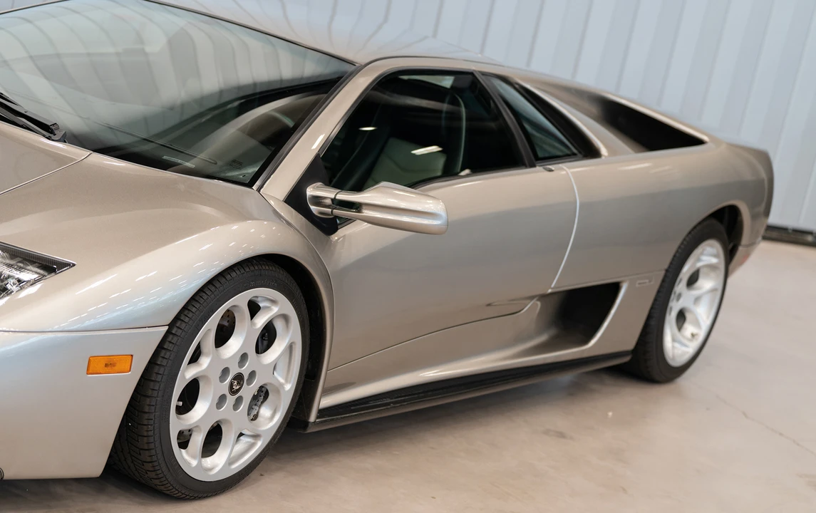 2001 Lamborghini Diablo VT - Image 13 of 20