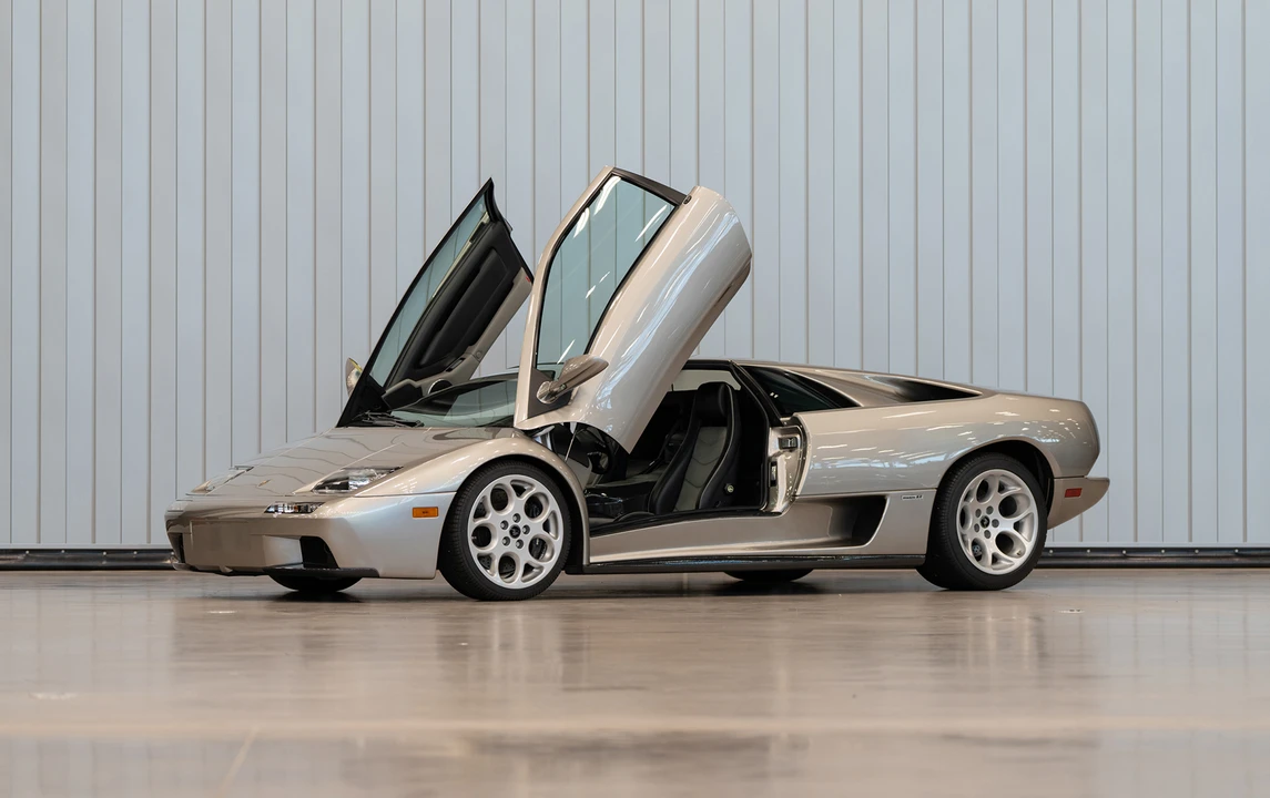 2001 Lamborghini Diablo VT - Image 8 of 15