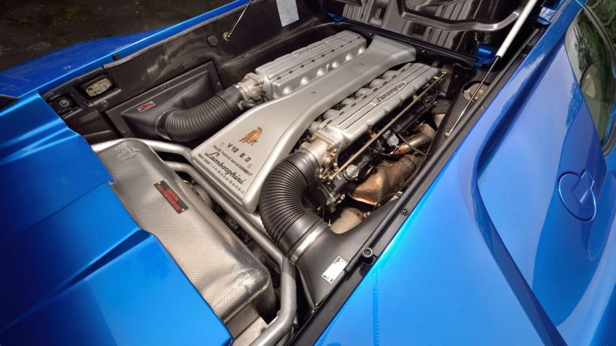 2001 Lamborghini Diablo VT - Image 7 of 20