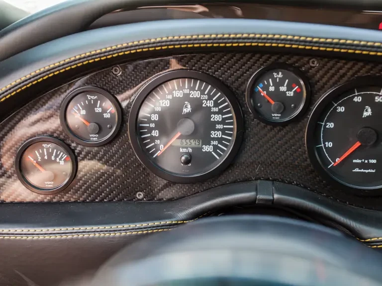 2001 Lamborghini Diablo GT - Image 13 of 31