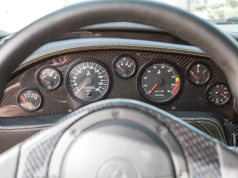 2001 Lamborghini Diablo GT - Image 12 of 31