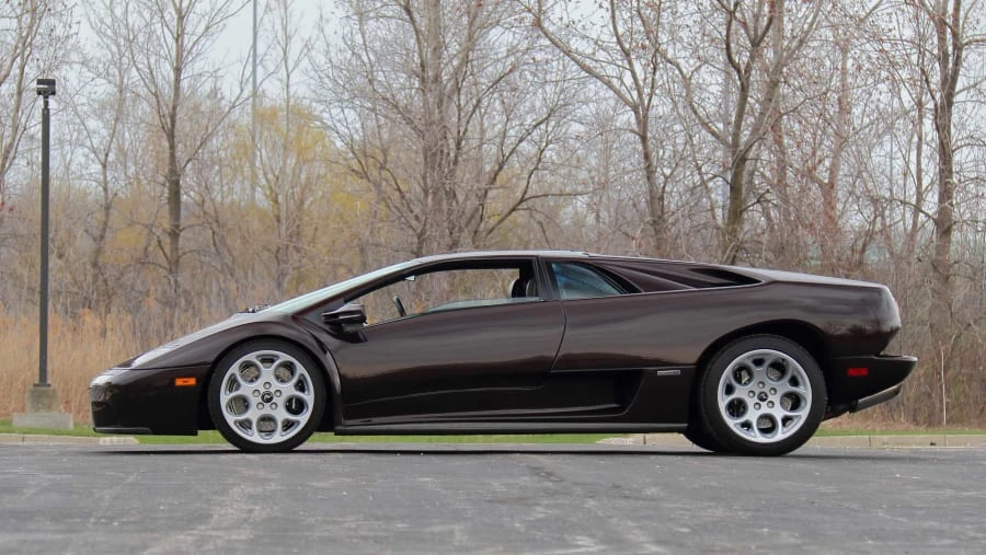 2001 Lamborghini Diablo VT - Image 2 of 27