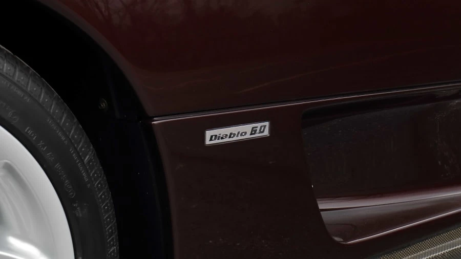 2001 Lamborghini Diablo VT - Image 9 of 27