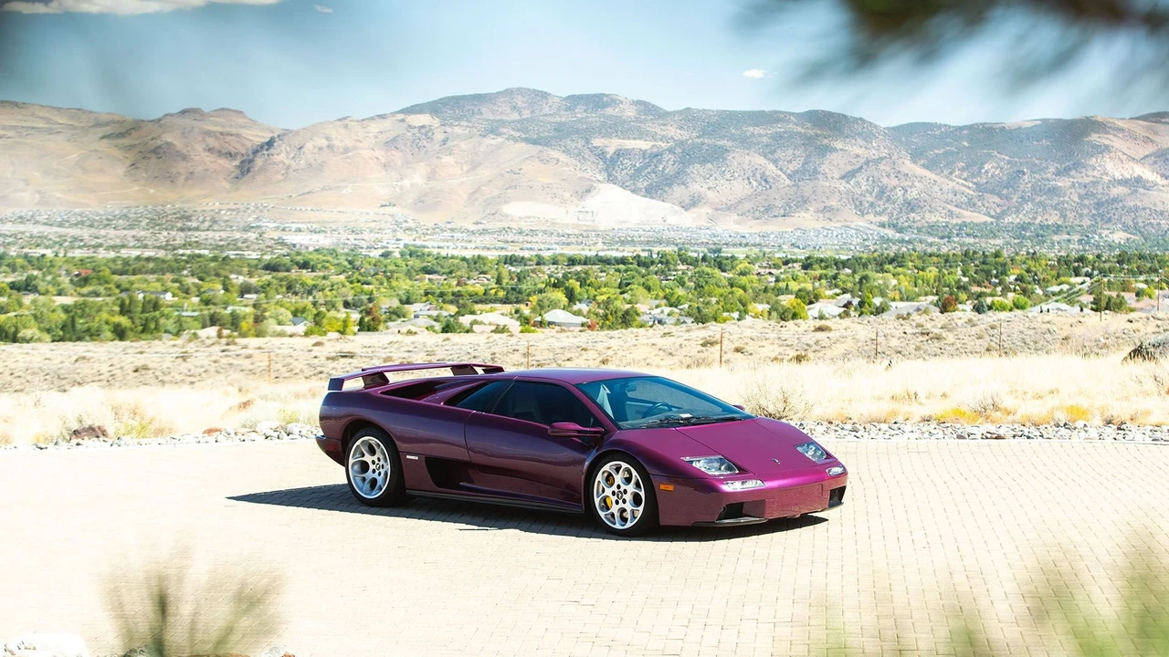 2001 Lamborghini Diablo VT - Image 15 of 31