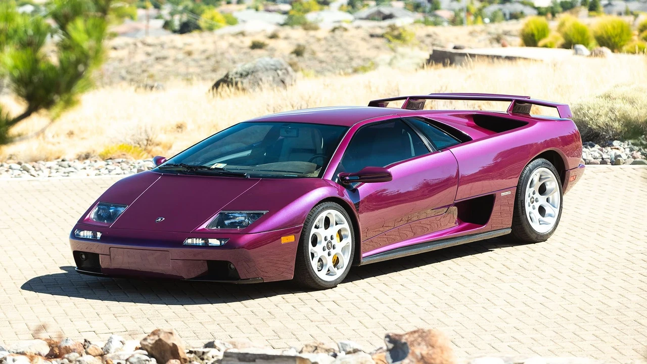 2001 Lamborghini Diablo VT - Image 10 of 31