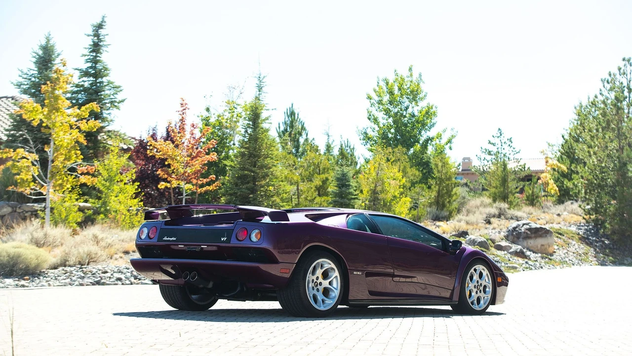 2001 Lamborghini Diablo VT - Image 21 of 31