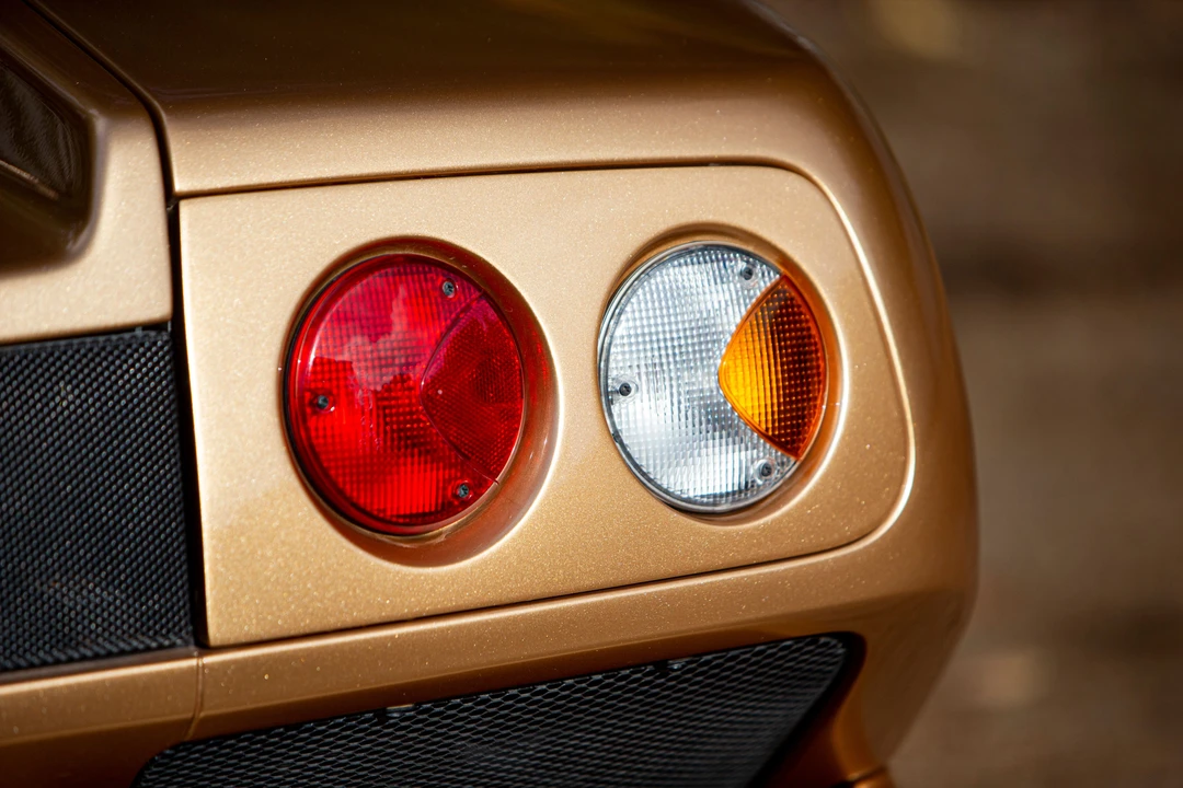 2001 Lamborghini Diablo VT - Image 5 of 28
