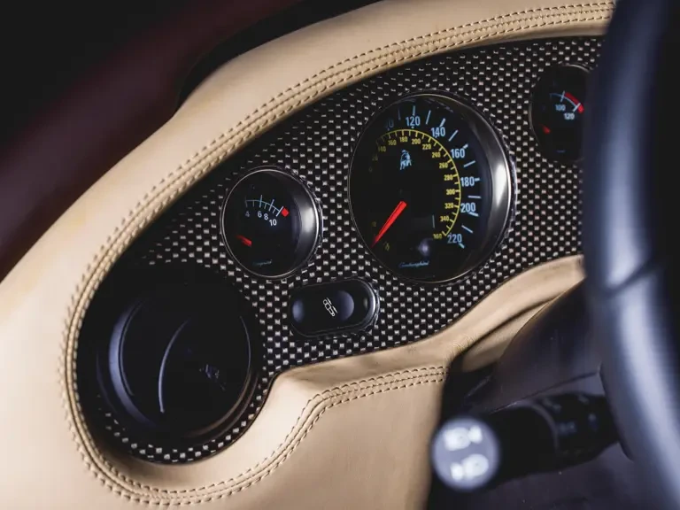 2001 Lamborghini Diablo VT - Image 11 of 22