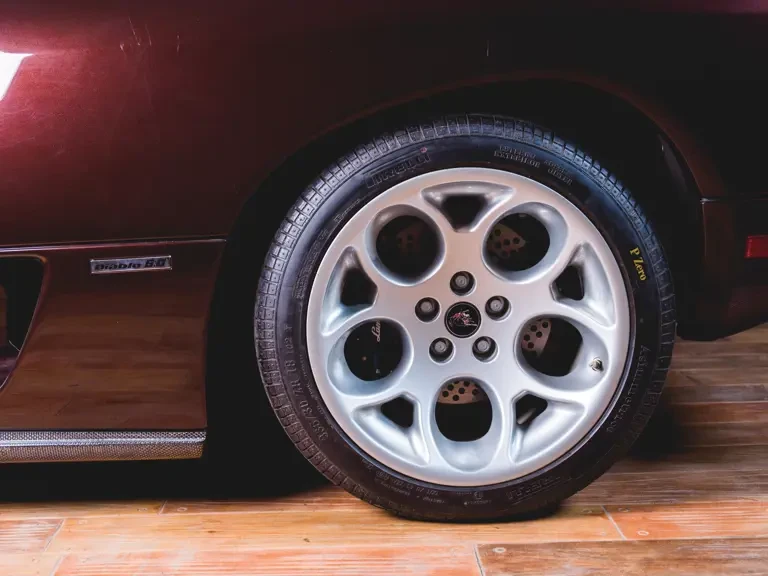 2001 Lamborghini Diablo VT - Image 8 of 22