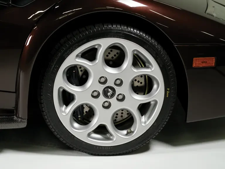 2001 Lamborghini Diablo VT - Image 11 of 27