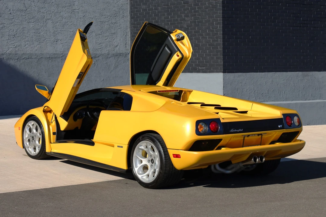 2001 Lamborghini Diablo VT - Image 24 of 31