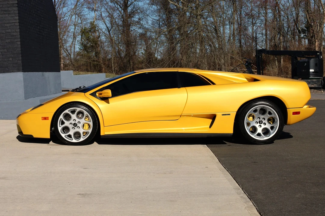 2001 Lamborghini Diablo VT - Image 14 of 31